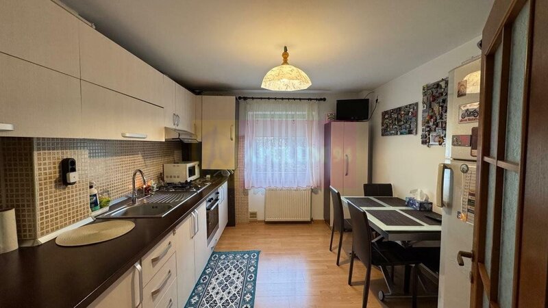 Vanzare apartament 4 camere in zona Vitan Mall -Vitanul Nou