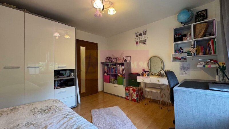 Vanzare apartament 4 camere in zona Vitan Mall -Vitanul Nou